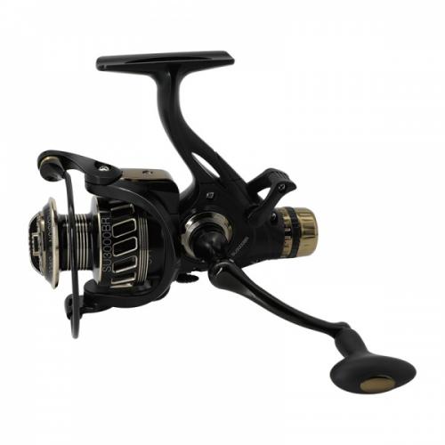 Baitrunner fishing reel for feeder